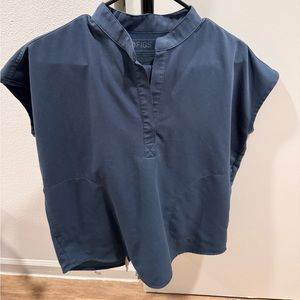 FIGS Rafaela over sized scrub top, used a few times, great condition.